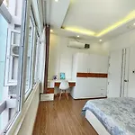 D\'S House